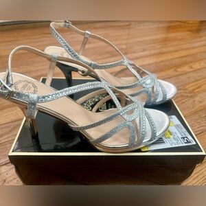 I. Miller Vilina silver elegant heels NIB 10m